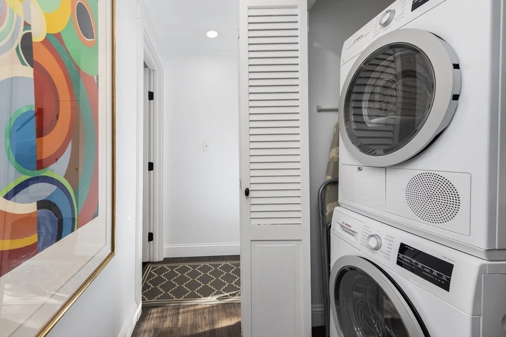 5 Stacey Ct, Marblehead