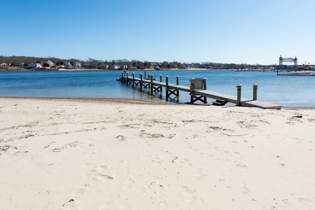 16 Jefferson Shores Rd, Cohasset Narrows