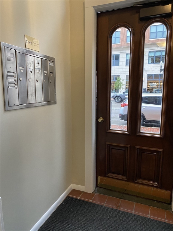 1 bed, 1 bath apartment for rent at 308 Columbus Ave Unit 3, South End — photo 6 of 6