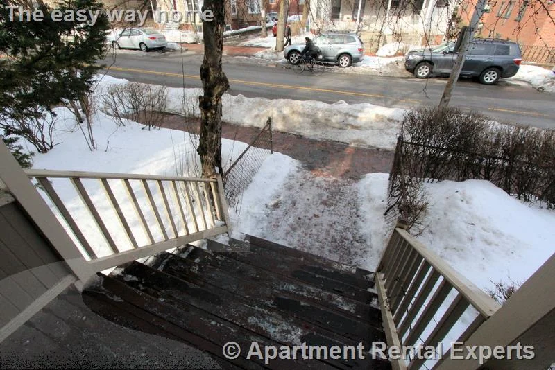 378 Harvard St, Harvard Square