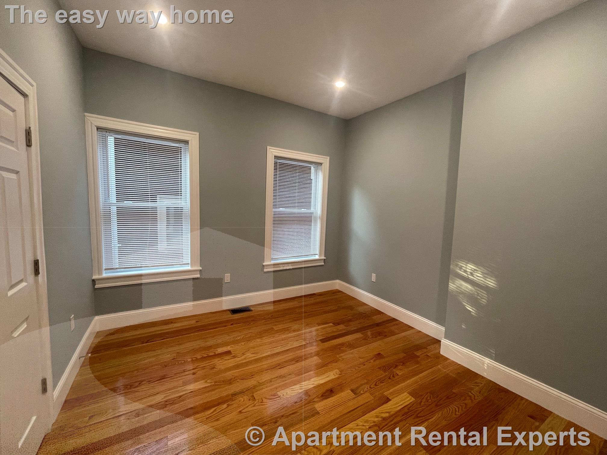 29 Alpine St, Davis Square