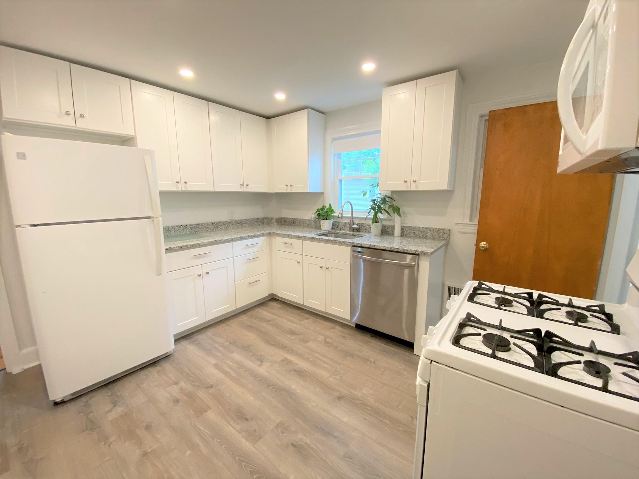 2 bed, 1 bath apartment for rent at 15 Grove St Unit 2, Belmont Center — photo 11 of 11