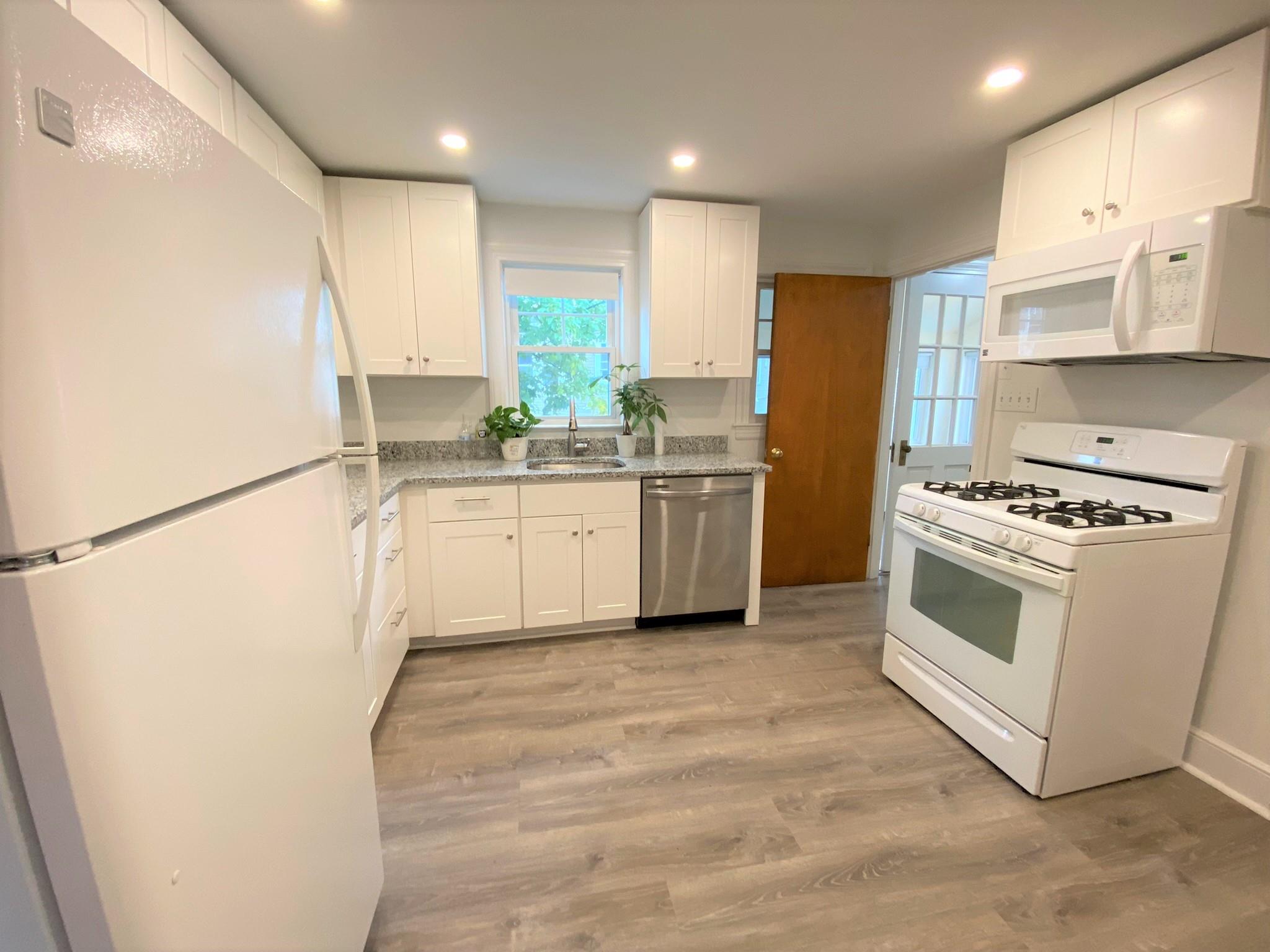 2 bed, 1 bath apartment for rent at 15 Grove St Unit 2, Belmont Center — photo 1 of 11