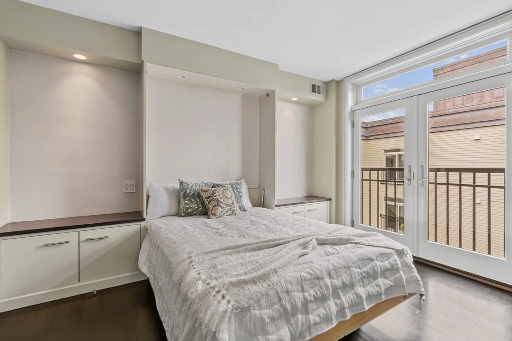 1721 Washington St, South End