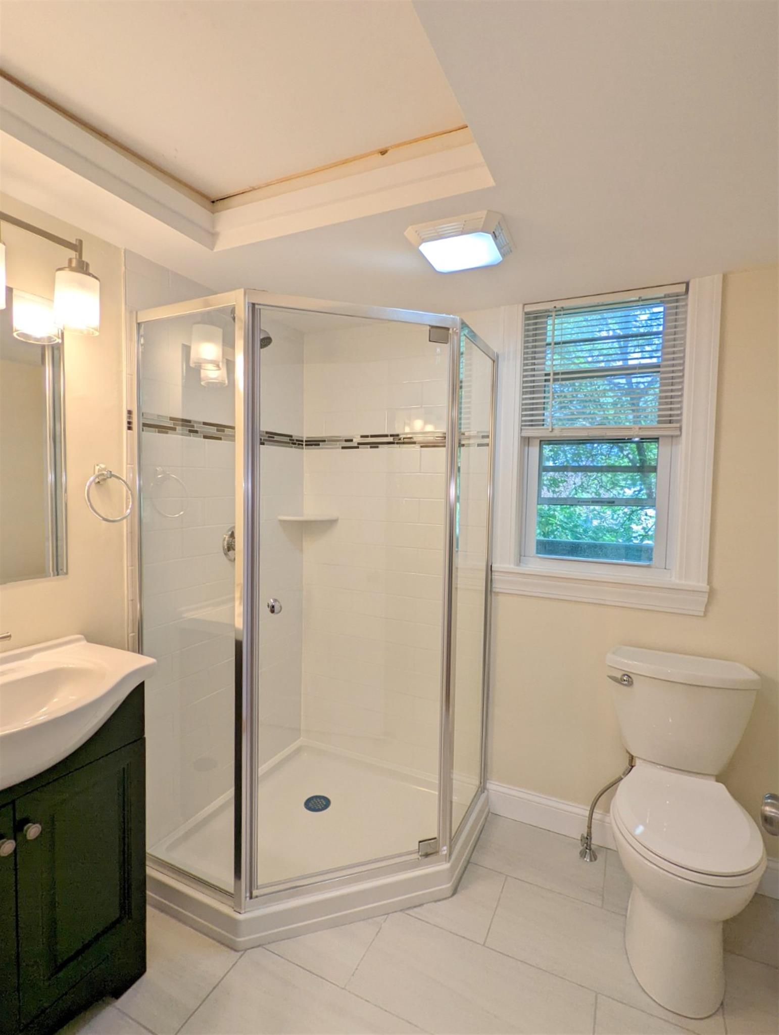 3 bed, 2 bath apartment for rent at 10 Lowell Cir Unit 2, Porter Square — photo 15 of 22