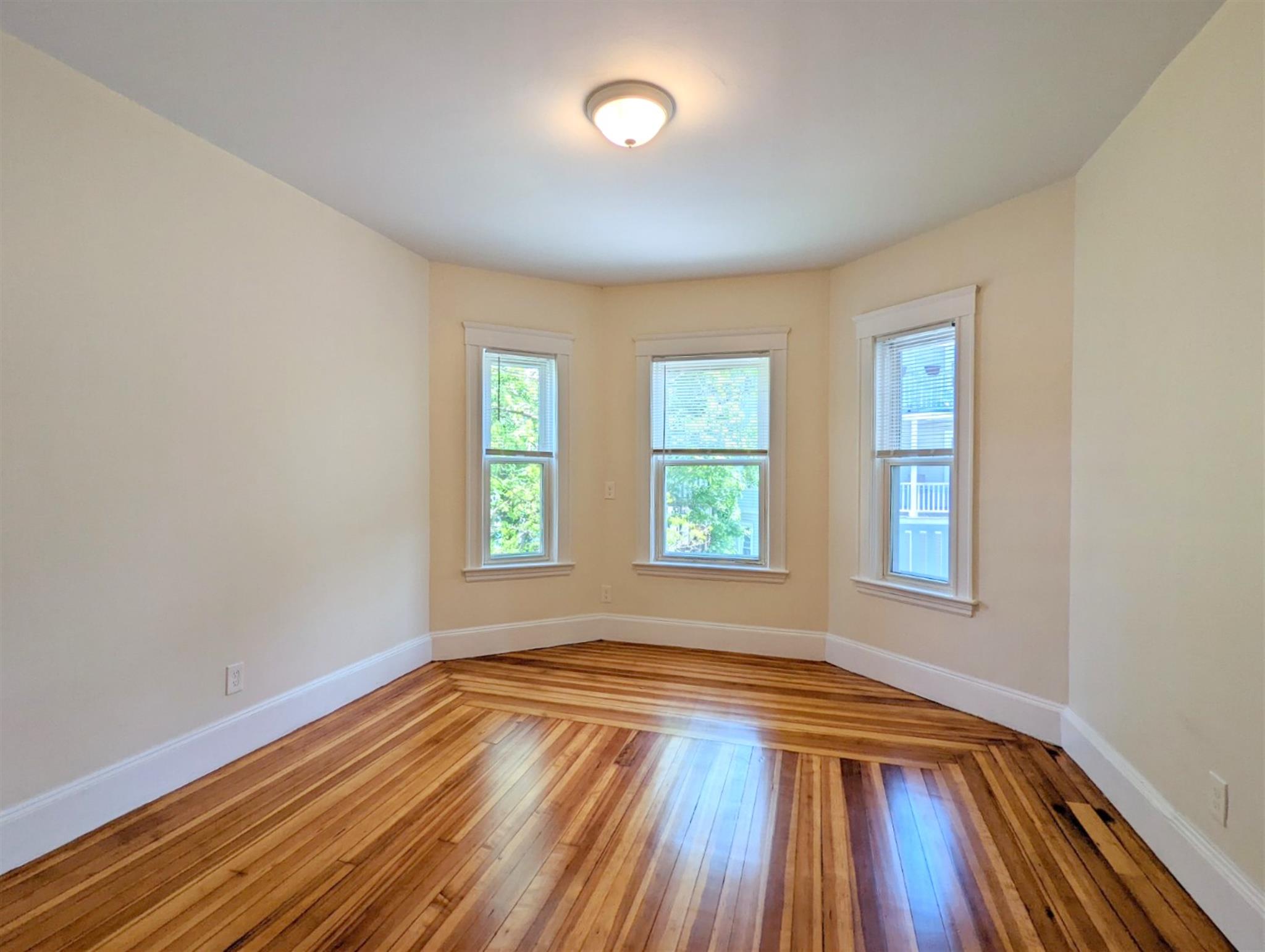 3 bed, 2 bath apartment for rent at 10 Lowell Cir Unit 2, Porter Square — photo 8 of 22