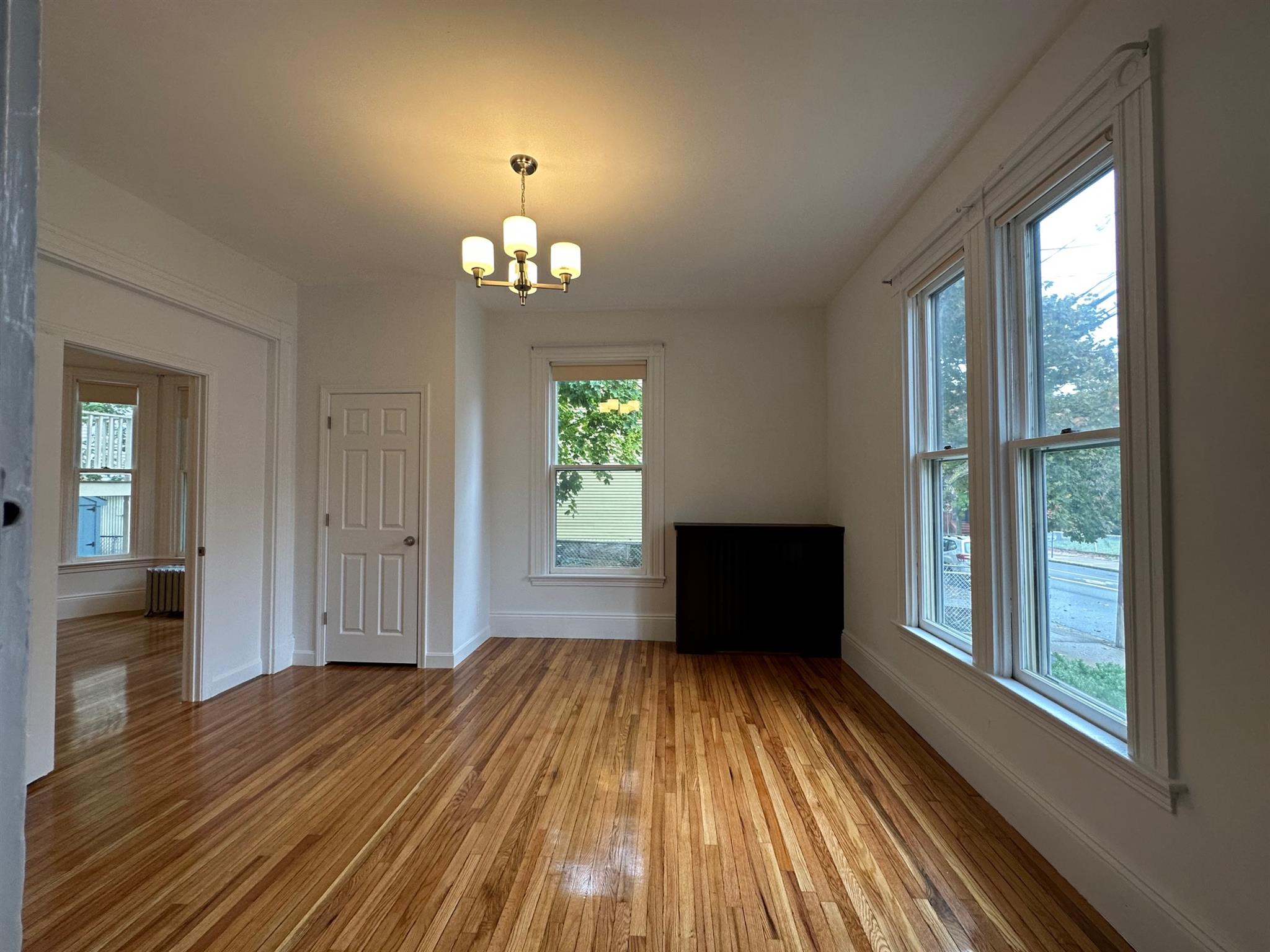 1 bed, 1 bath apartment for rent at 47 Mount Vernon St Unit 1, East Somerville — photo 10 of 11