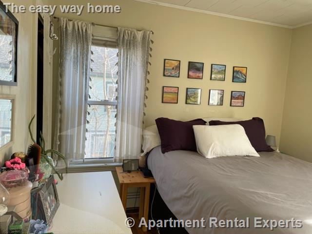 2 bed, 1 bath apartment for rent at 36-38 Princeton St Unit 2, Spring Hill — photo 9 of 13