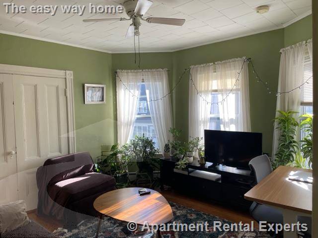 2 bed, 1 bath apartment for rent at 36-38 Princeton St Unit 2, Spring Hill — photo 12 of 13