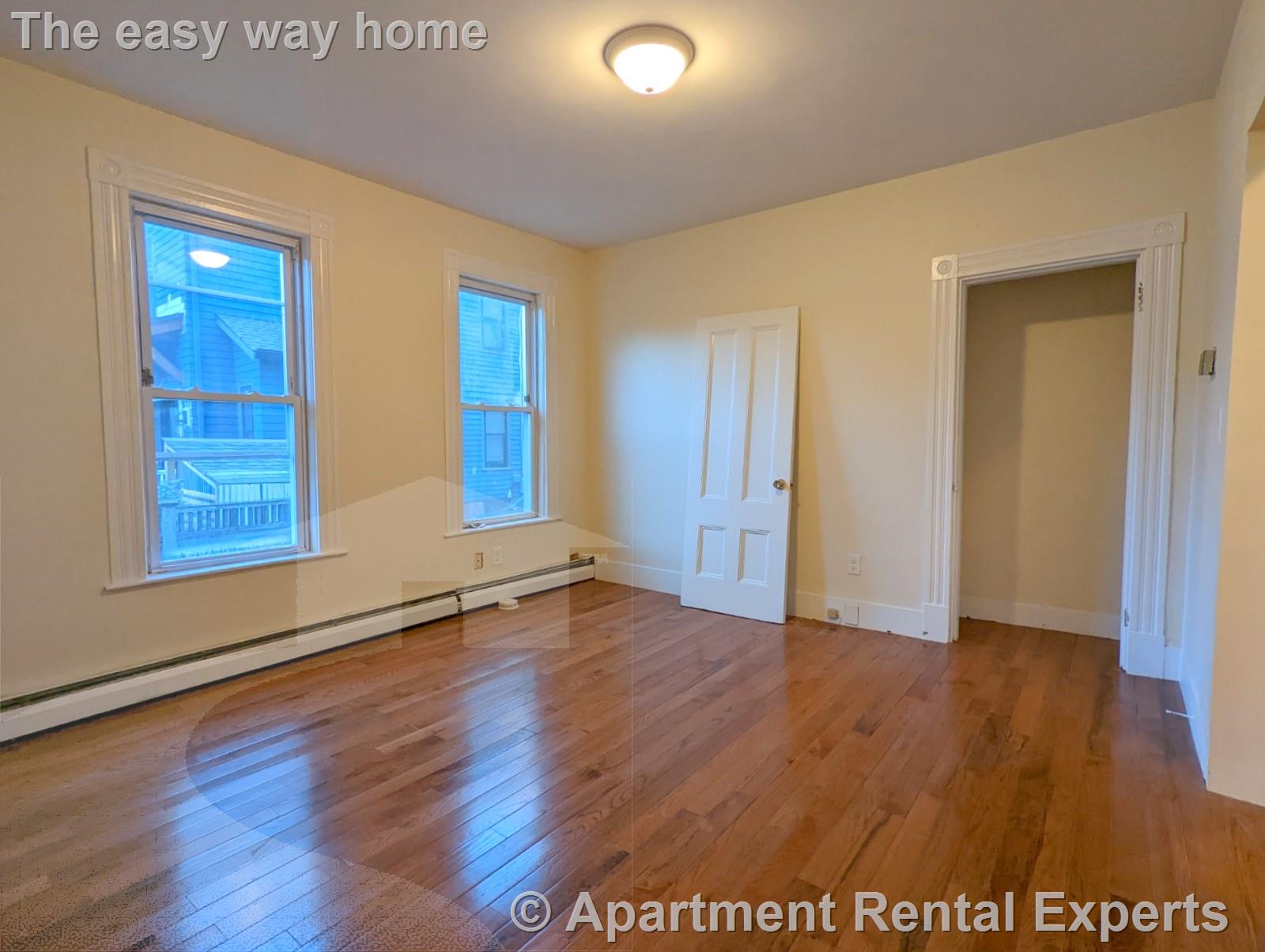 21 Thorndike St, Davis Square