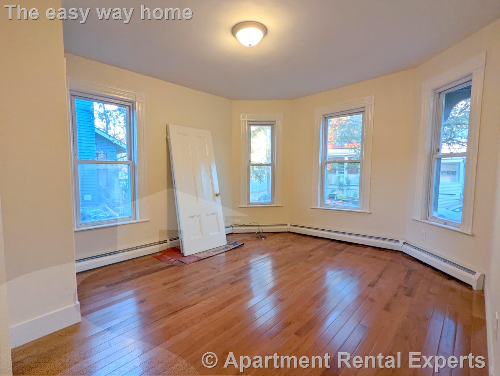 21 Thorndike St, Davis Square