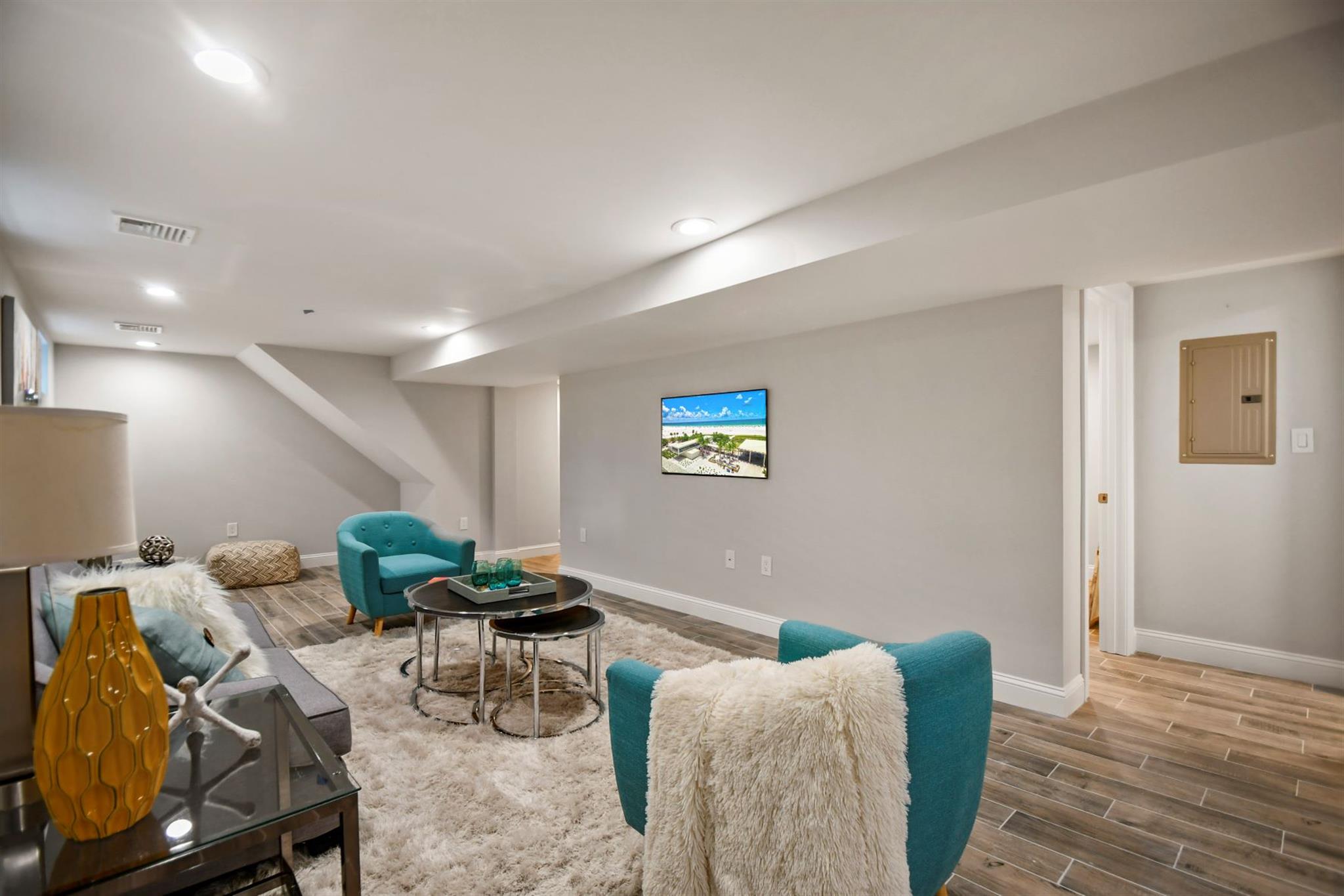 3 bed, 3 bath apartment for rent at 78 Massachusetts Ave Unit 1, Arlington — photo 9 of 20