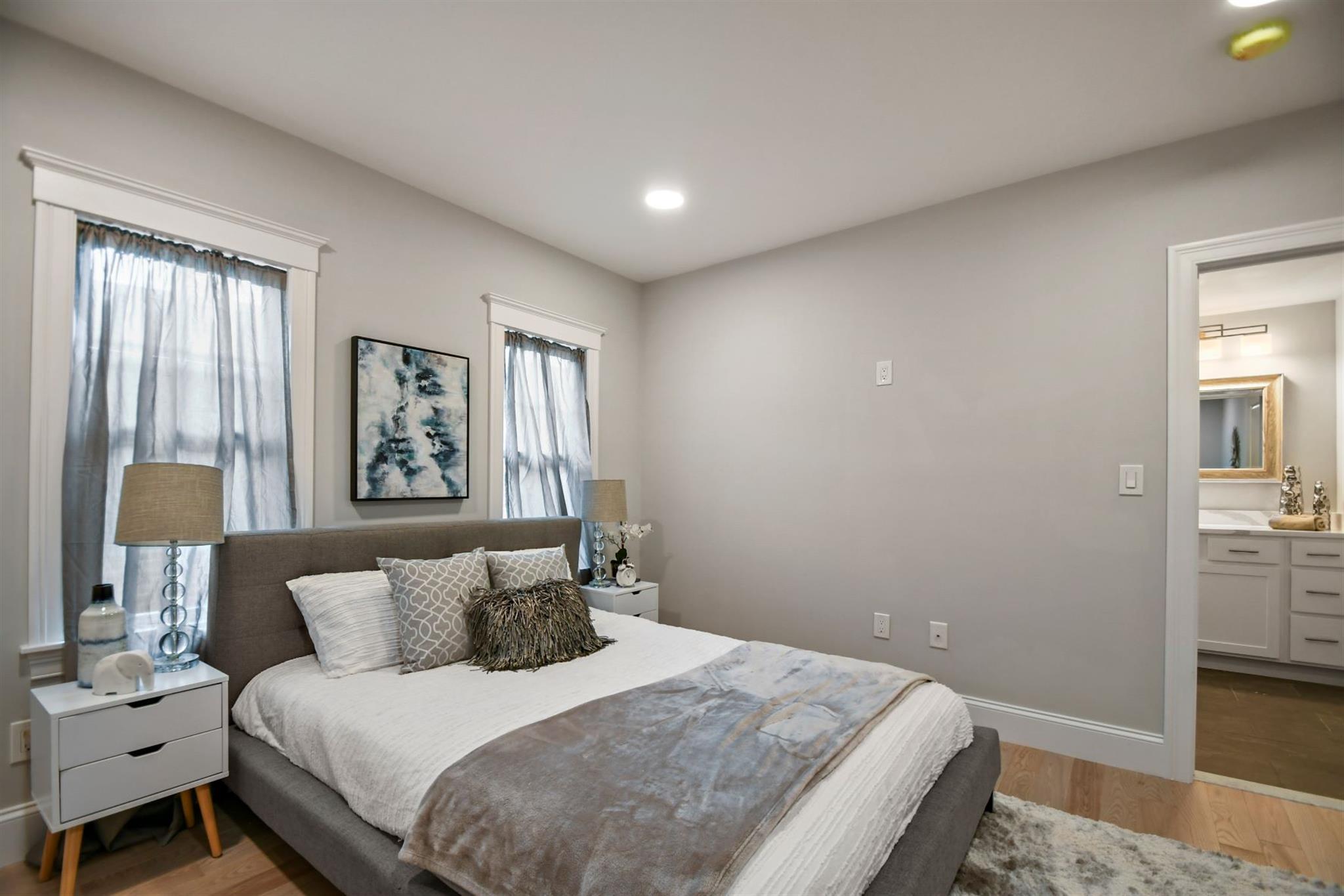 3 bed, 3 bath apartment for rent at 78 Massachusetts Ave Unit 1, Arlington — photo 4 of 20