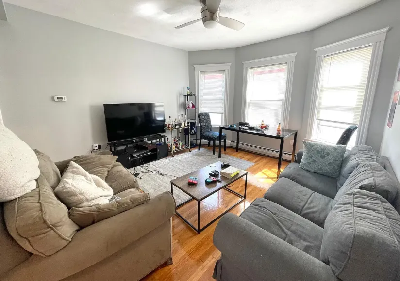 12 Berwick Rd, South Medford