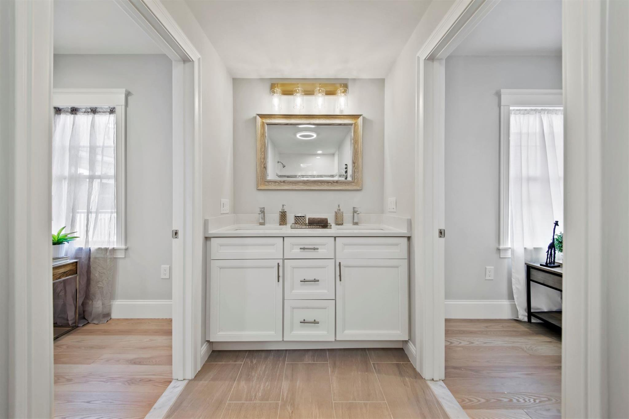4 bed, 2.5 bath apartment for rent at 80 Massachusetts Ave Unit 2, Arlington — photo 4 of 29