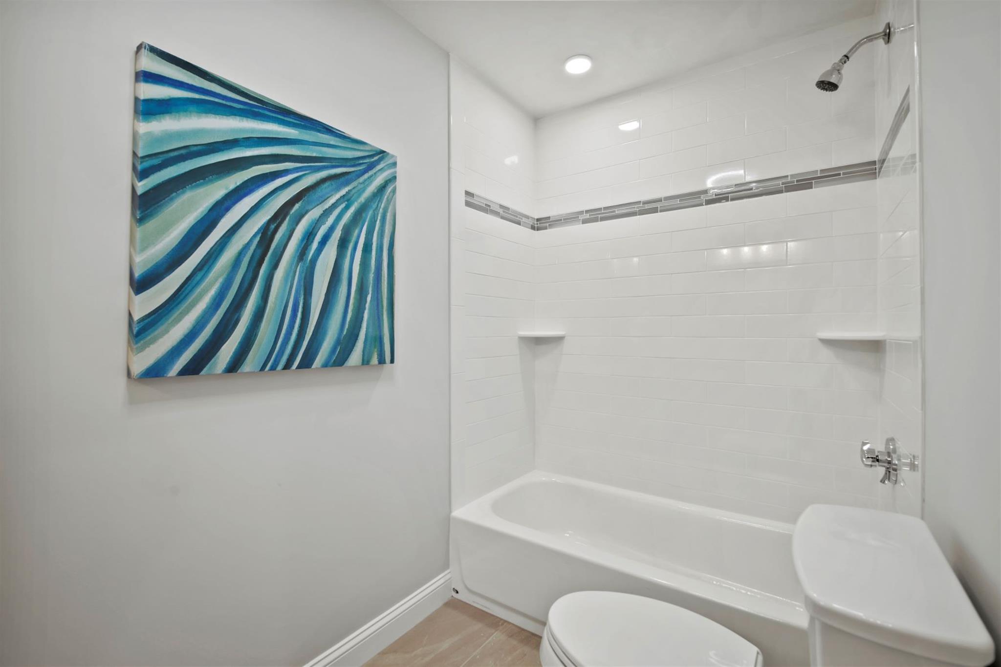 4 bed, 2.5 bath apartment for rent at 80 Massachusetts Ave Unit 2, Arlington — photo 5 of 29