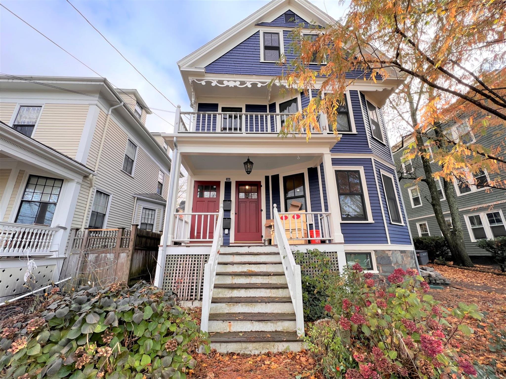 2 bed, 1 bath apartment for rent at 216 Upload Unit 2, Central Square — photo 1 of 24