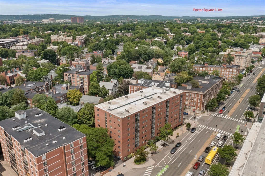 1600 Massachusetts Ave, Harvard Square
