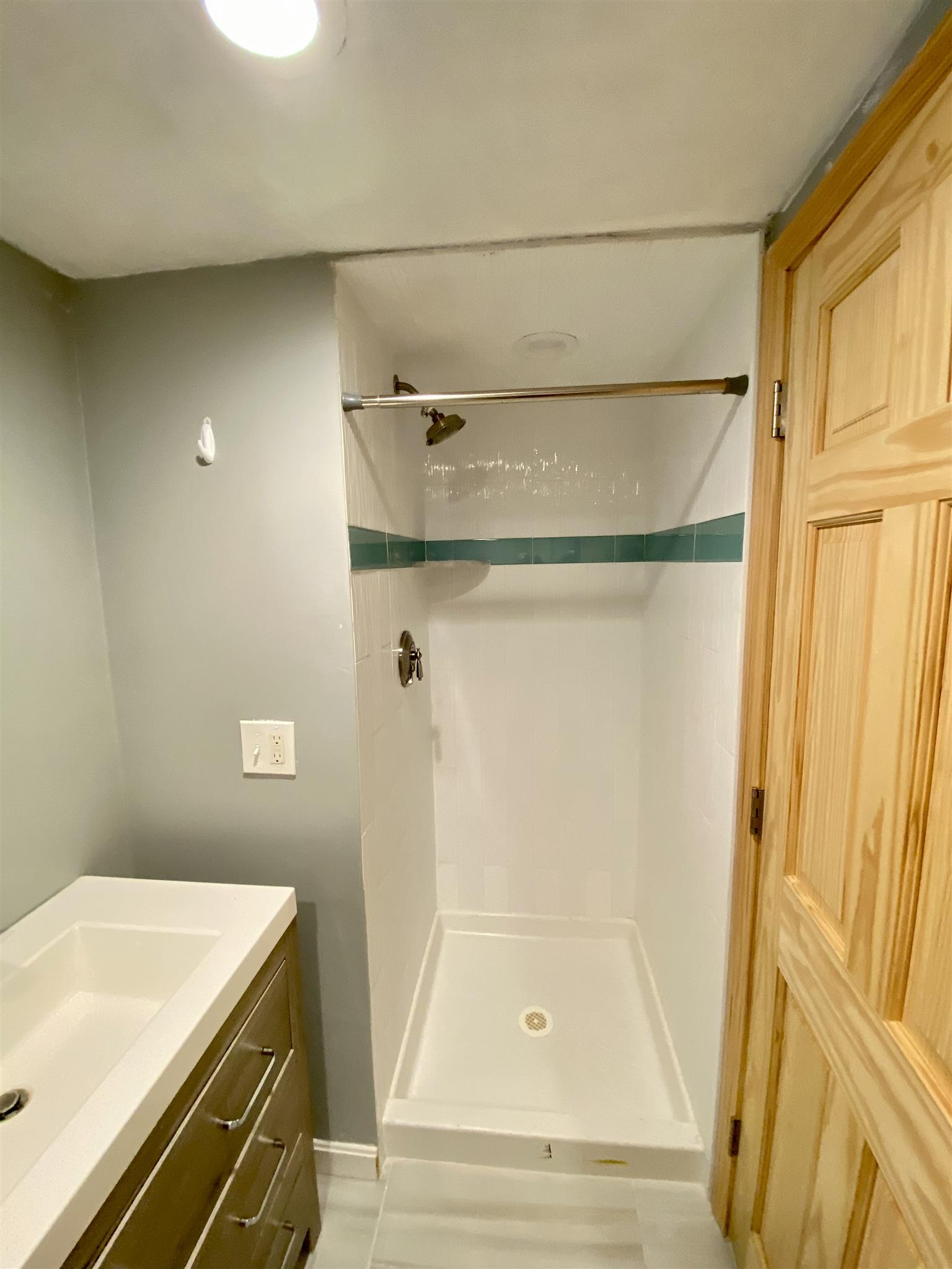 2.5 bed, 2 bath apartment for rent at 75 Brookings St Unit 1, Medford — photo 12 of 12