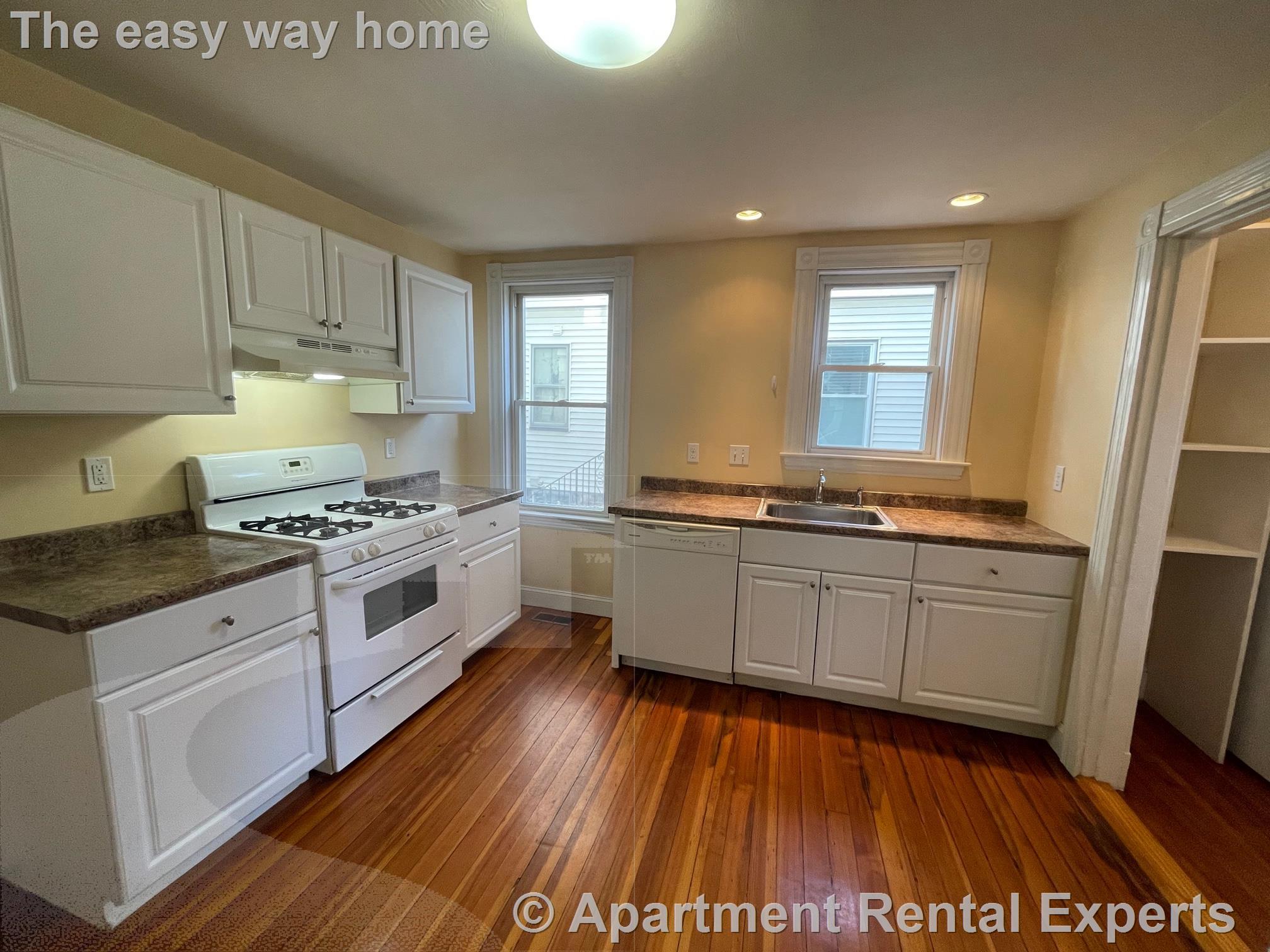 2 bed, 1 bath apartment for rent at 32 Pearson Rd Unit 01, Powder House Square