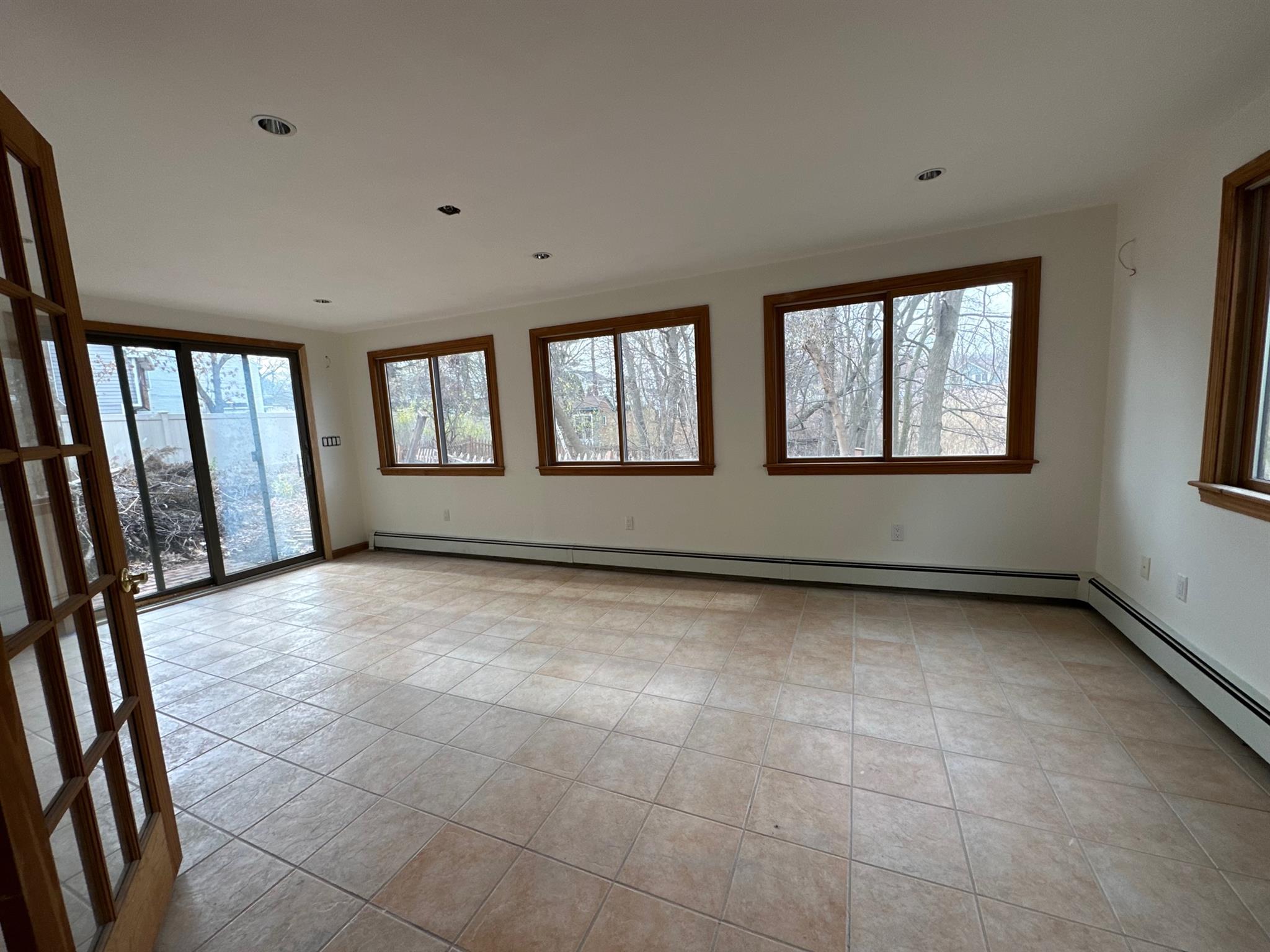 3 bed, 3 bath apartment for rent at 116 Grover Road Ext Unit 1, Medford — photo 3 of 24