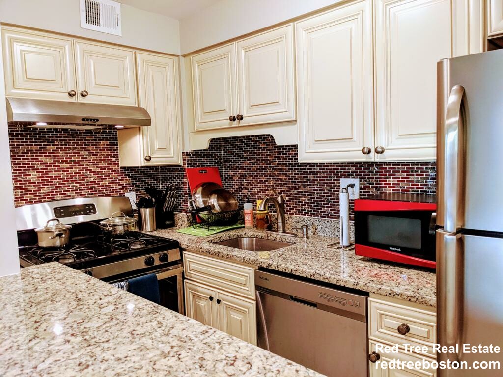 27 Bowdoin St, Beacon Hill