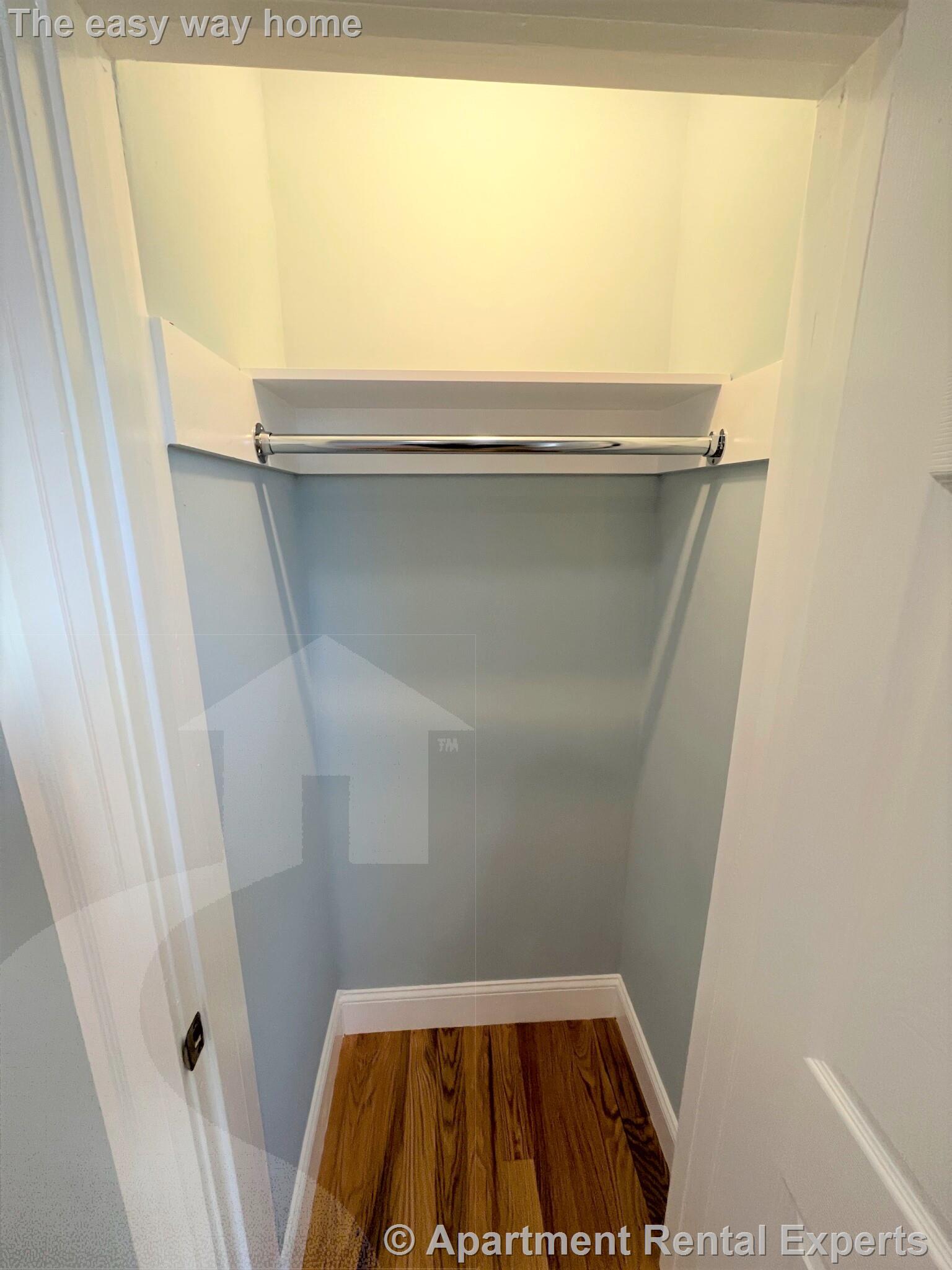 374 Oxford St, Porter Square