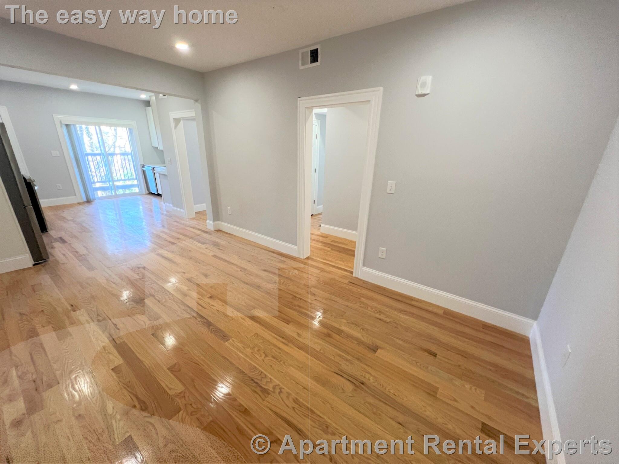 374 Oxford St, Porter Square