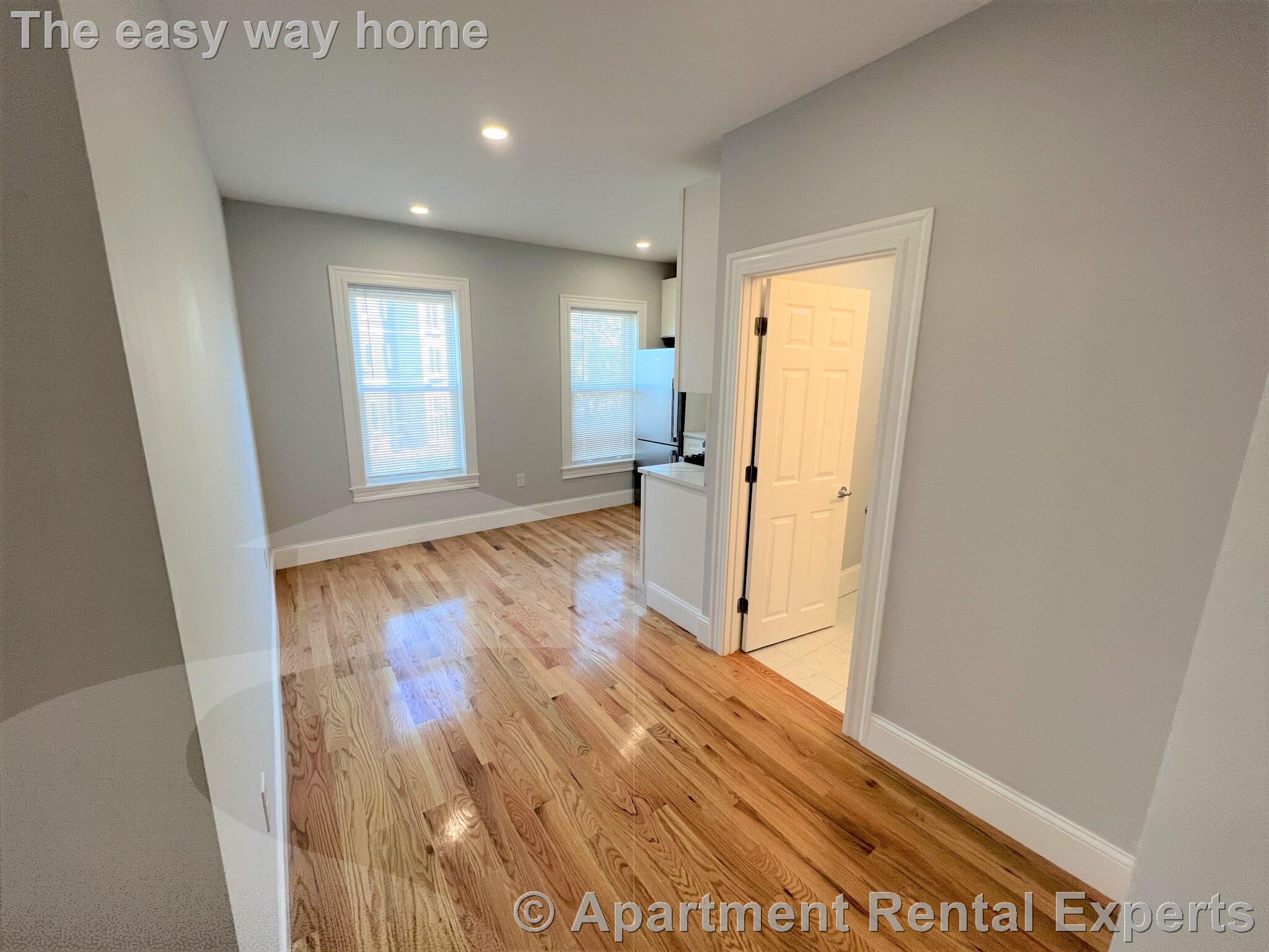 374 Oxford St, Porter Square