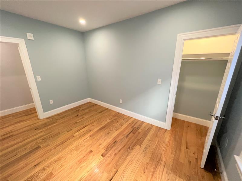 374 Oxford St, Baldwin