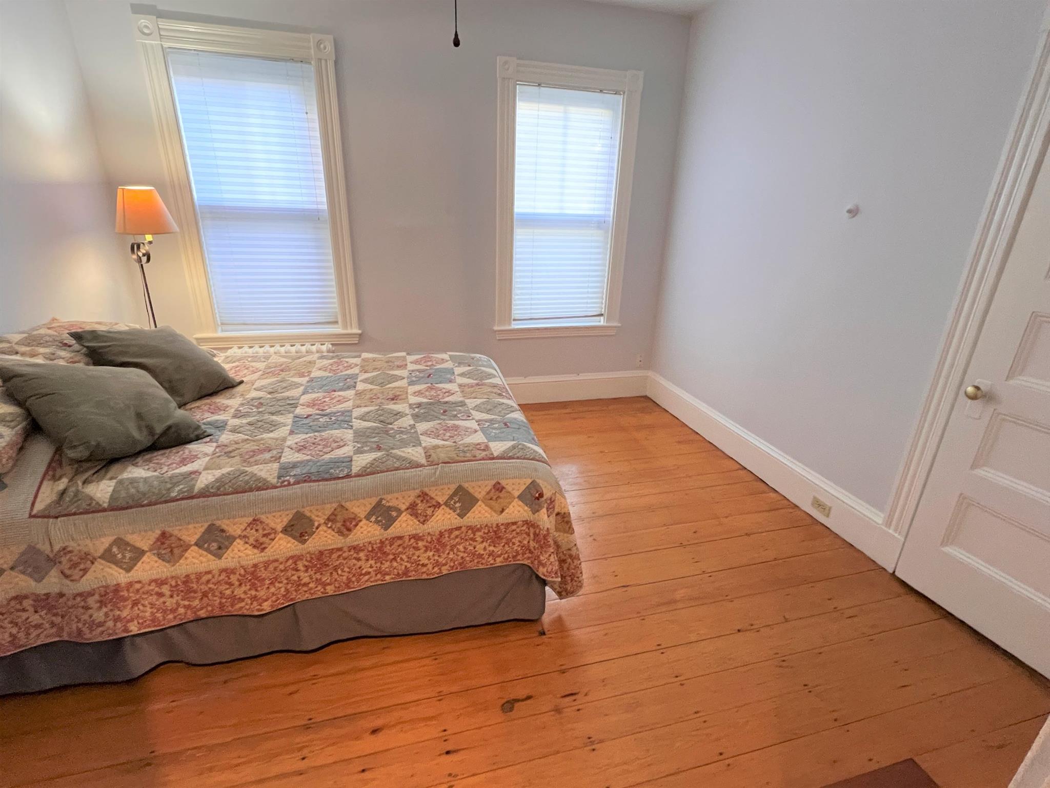 2.5 bed, 1.5 bath apartment for rent at 119 Antrim St Unit 2, Mid Cambridge — photo 14 of 22