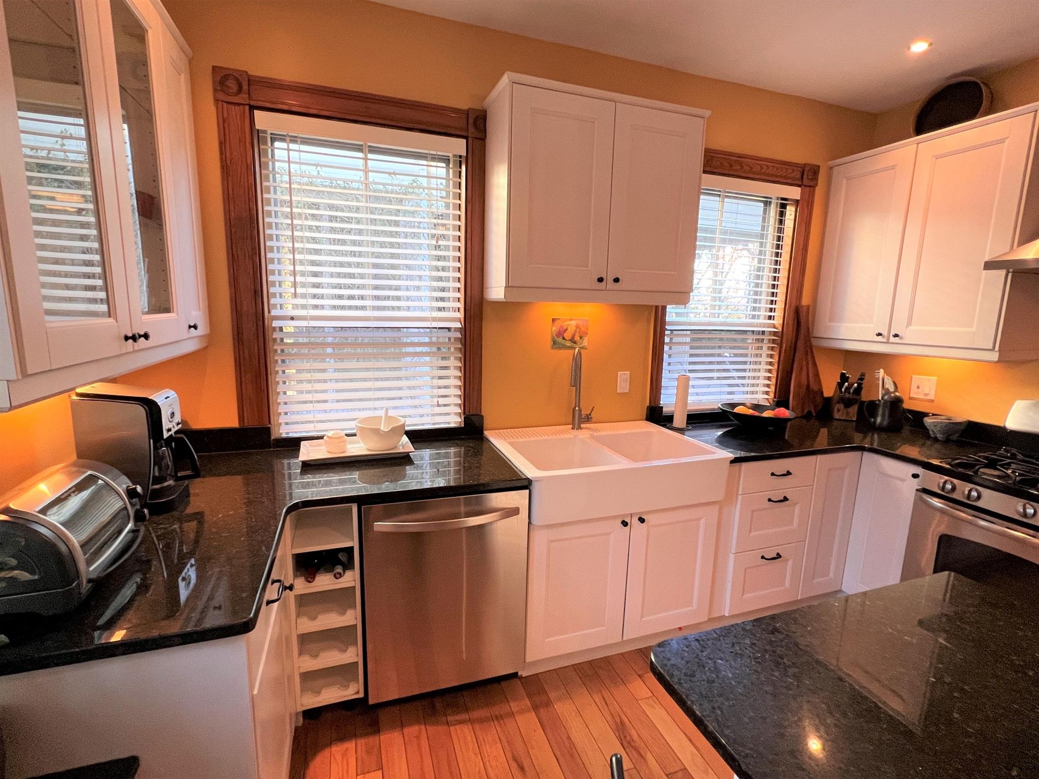 2.5 bed, 1.5 bath apartment for rent at 119 Antrim St Unit 2, Mid Cambridge