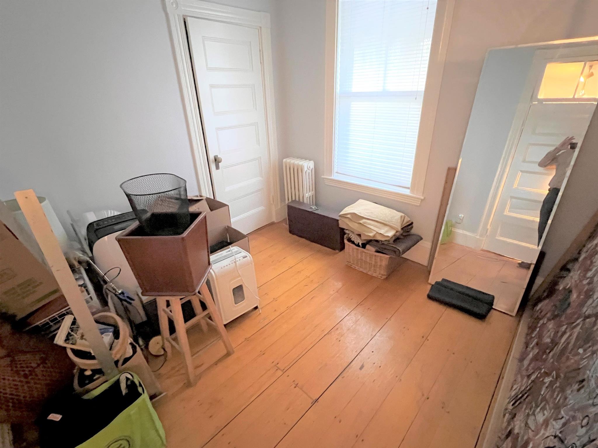 2.5 bed, 1.5 bath apartment for rent at 119 Antrim St Unit 2, Mid Cambridge — photo 8 of 22