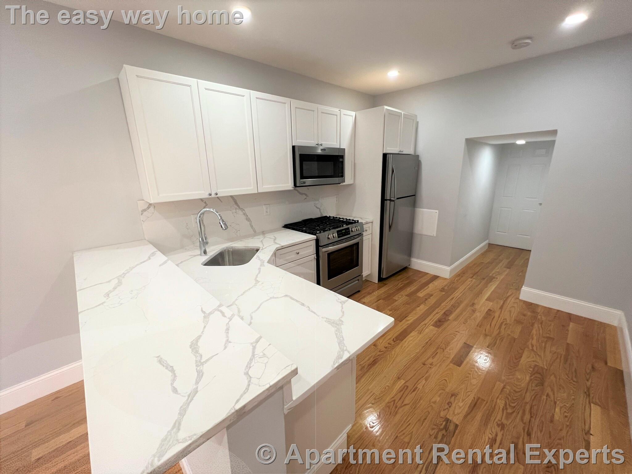 372 Oxford St, Porter Square