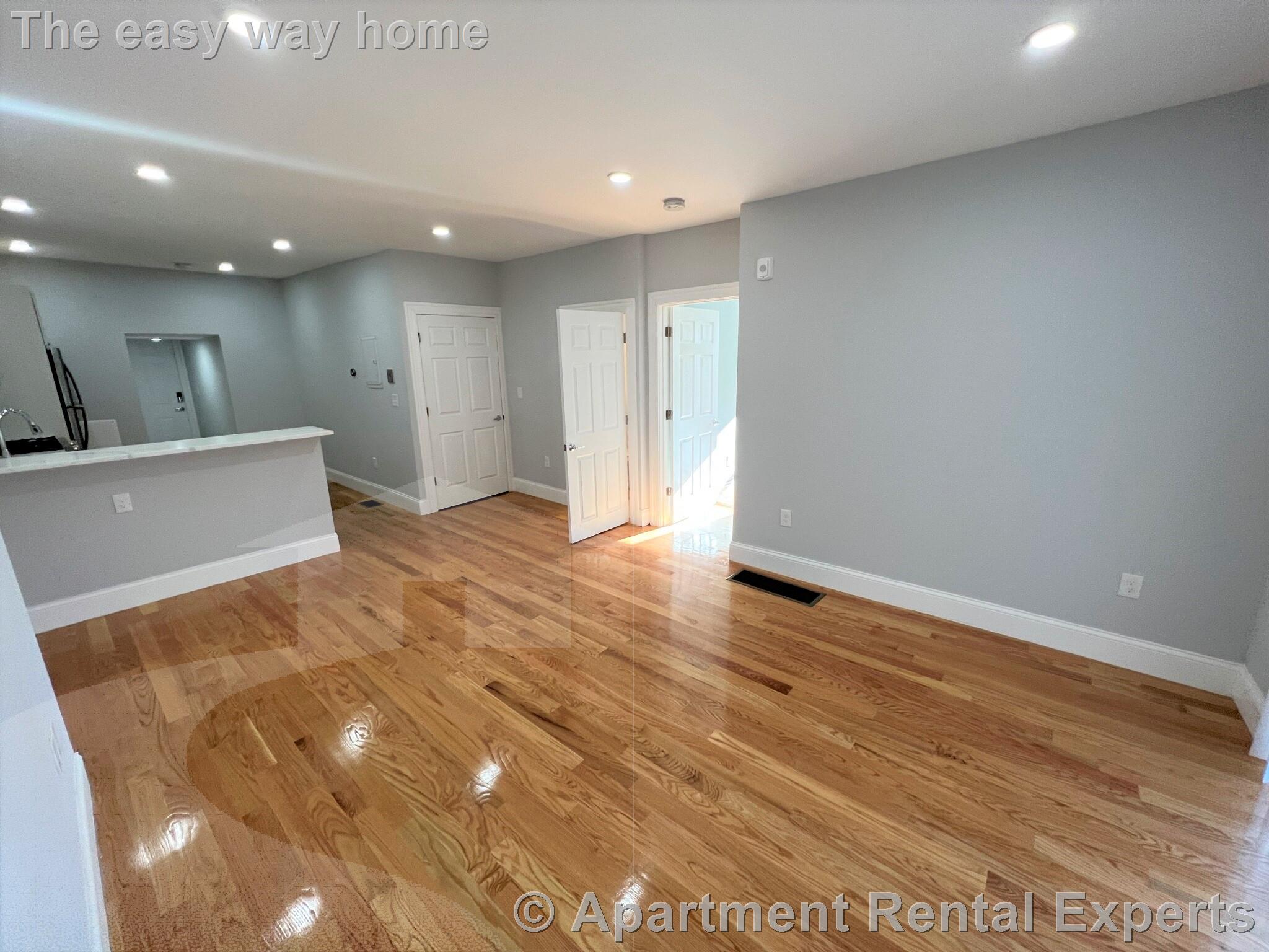 372 Oxford St, Porter Square