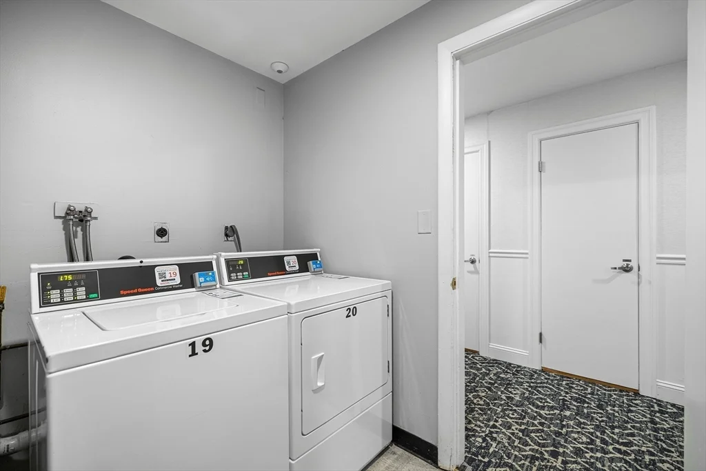 34 Hamilton Rd, Arlington