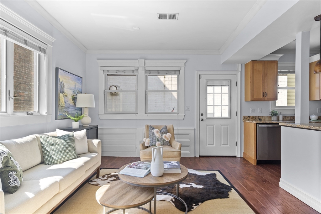 5 Newhill Pl, South Boston