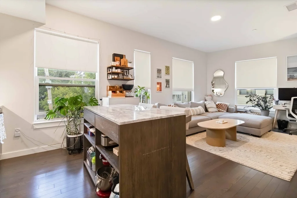 90 Antwerp St, Brighton