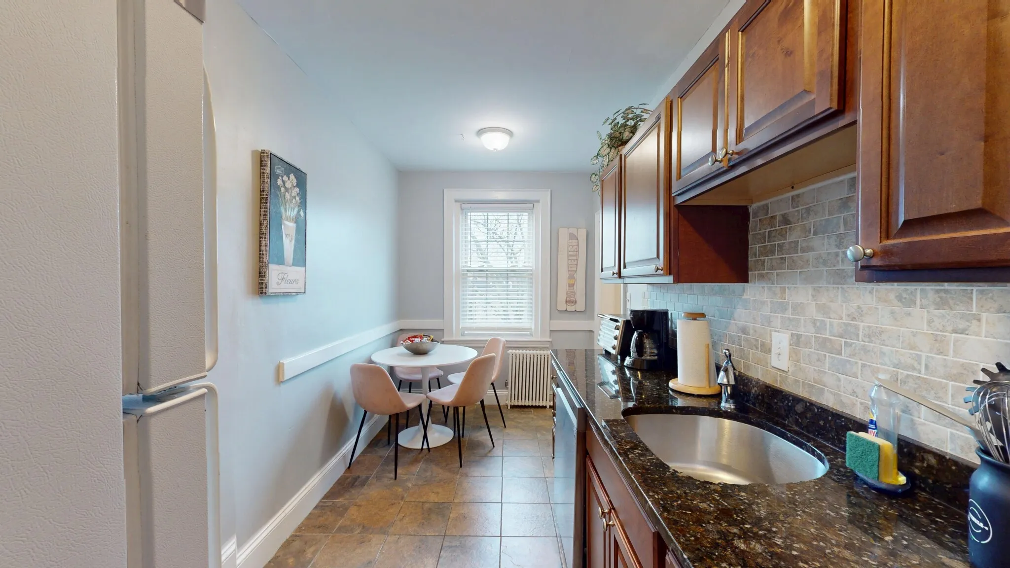 90 Kilsyth Rd, Brighton