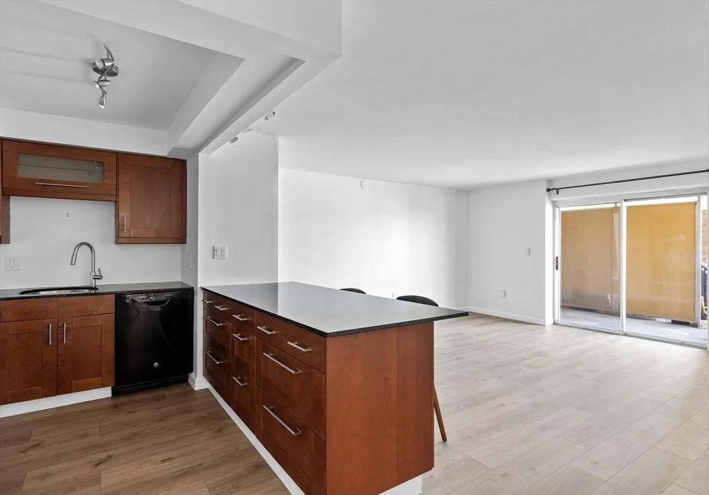 1025 Hancock, Quincy Center