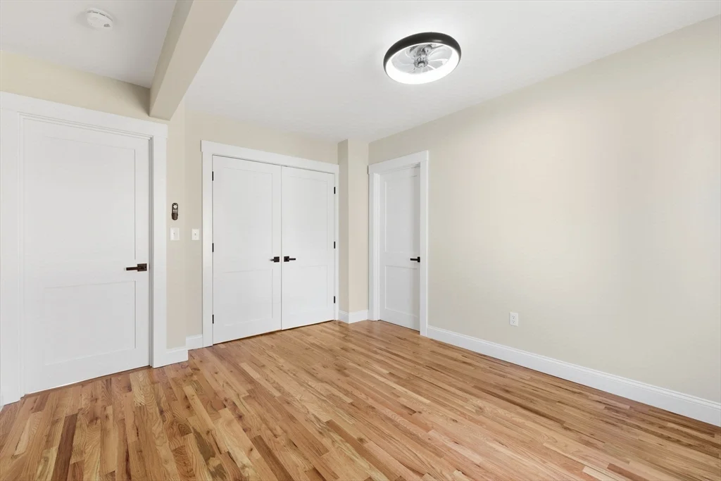 20 Beacon St, Gloucester