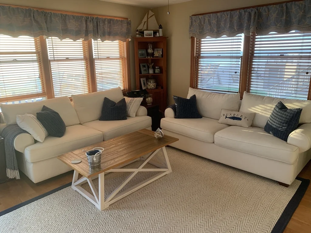 61 Ocean Road North, Duxbury