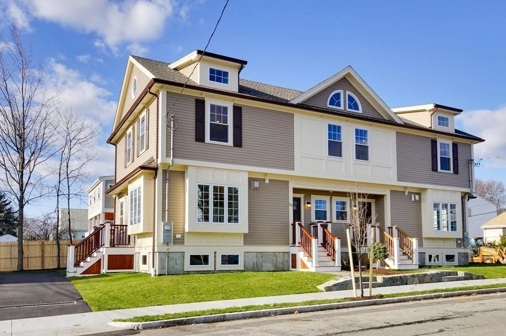 276 Waverley Ave, Watertown