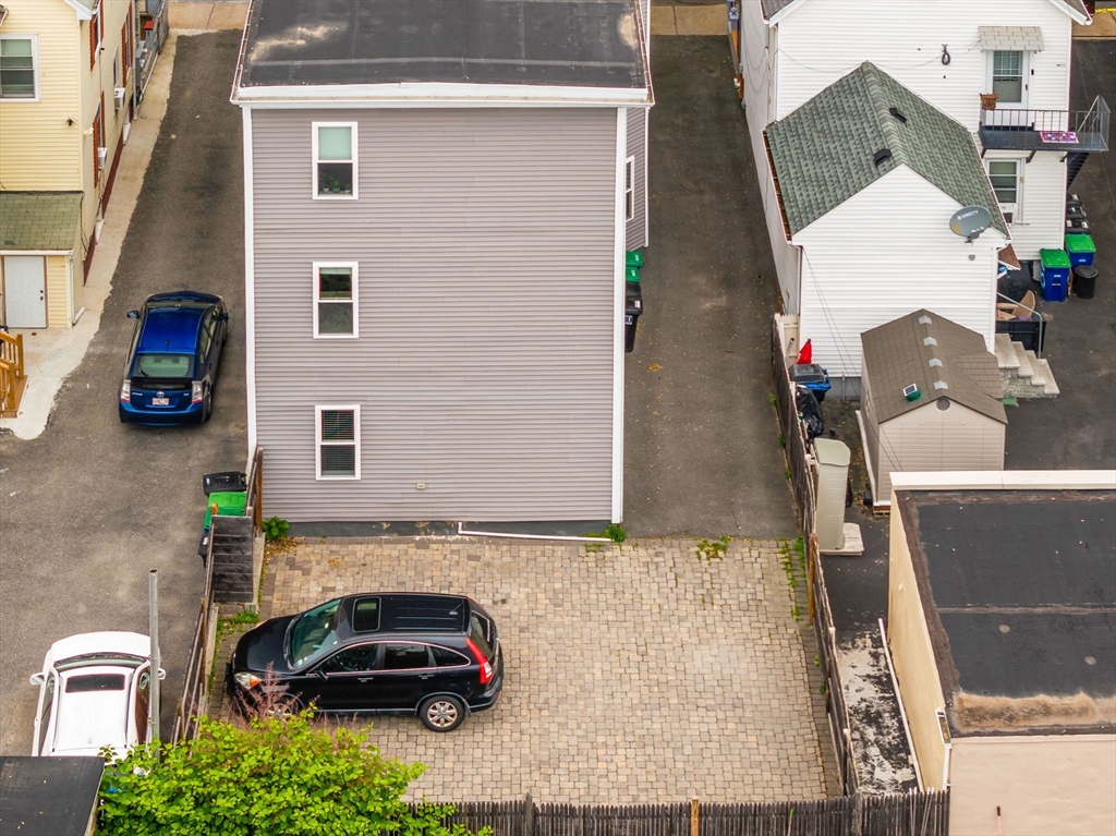 22 Otis St, Somerville