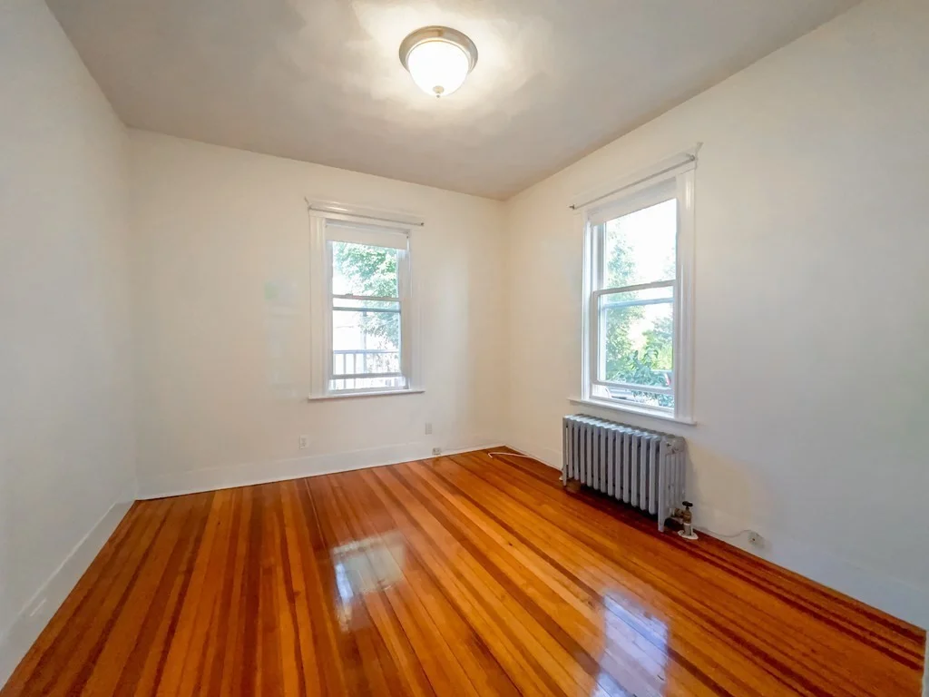 24 Montvale St, Roslindale