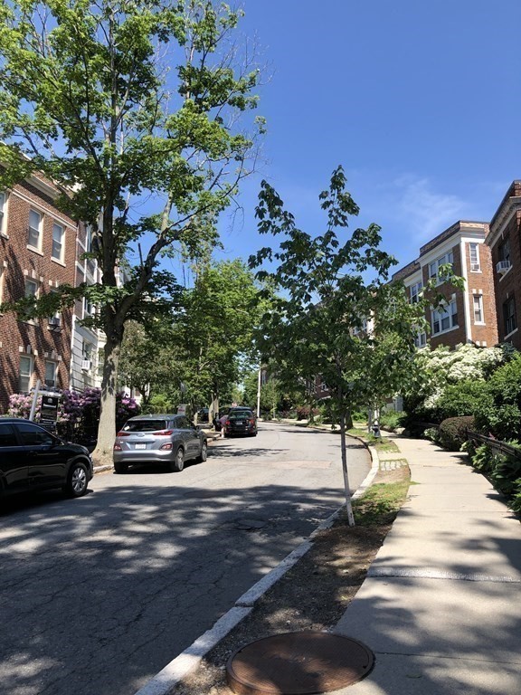 12 James St, Brookline