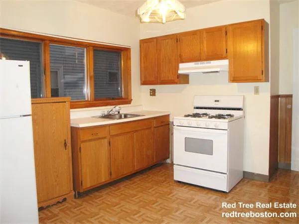 39 Montfern Ave, Brighton