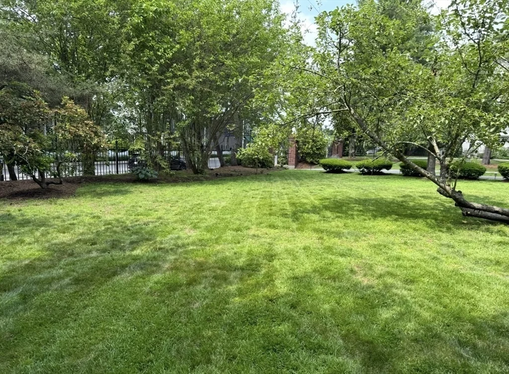 600 Washington St, Wellesley