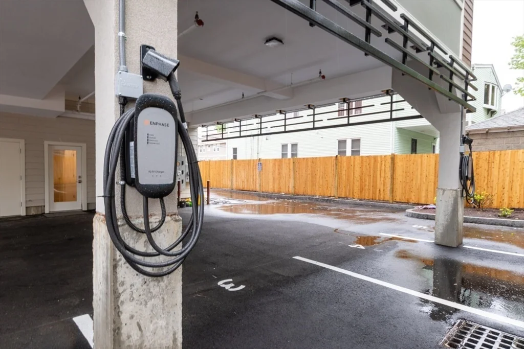 80 Broadway, East Arlington