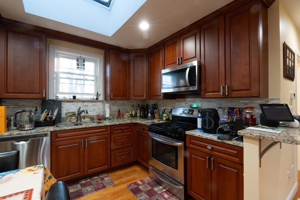 41 Davis Ave, Norwood